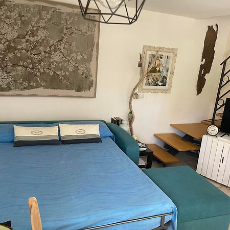 The Secret Garden Villa Forza dʼAgro Екстериор снимка